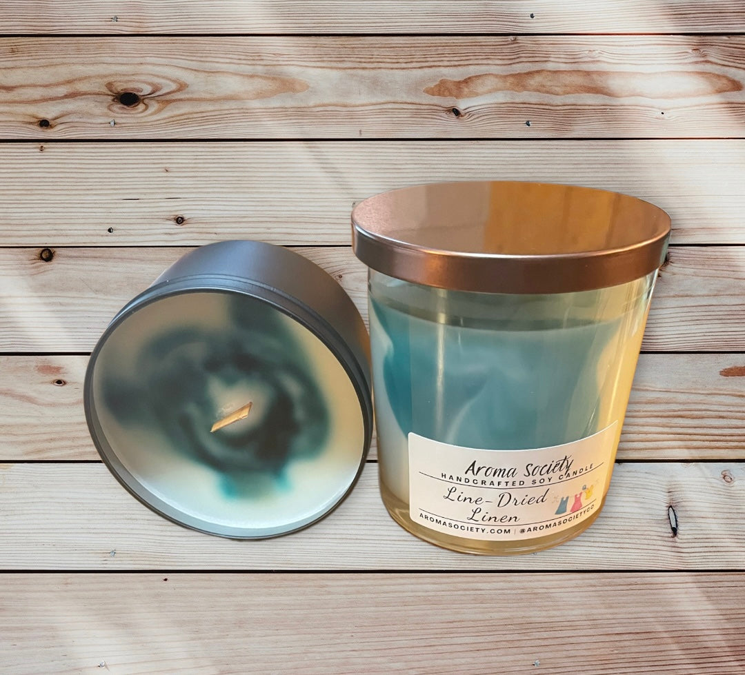 Fresh Linen Breeze Naturally Scented Candle